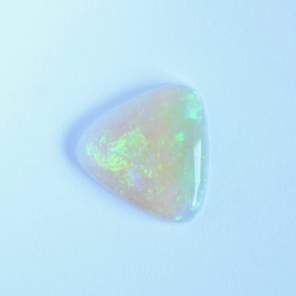 Natural solid white / light crystal opal loose stone 4.00ct