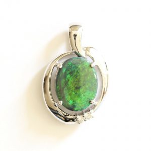 Natural solid black opal 2.37ct set in 18ct white gold